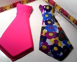 CORBATA CHICA PLASTICA X1 ESTAMPADA/FLUOR (FJ2553/891575) IBIZA