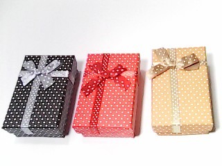 CAJA PARA REGALO CON MOÑO LUNAR (CV) (041527)